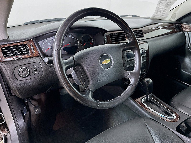 Used 2014 Chevrolet Impala LTZ image 9