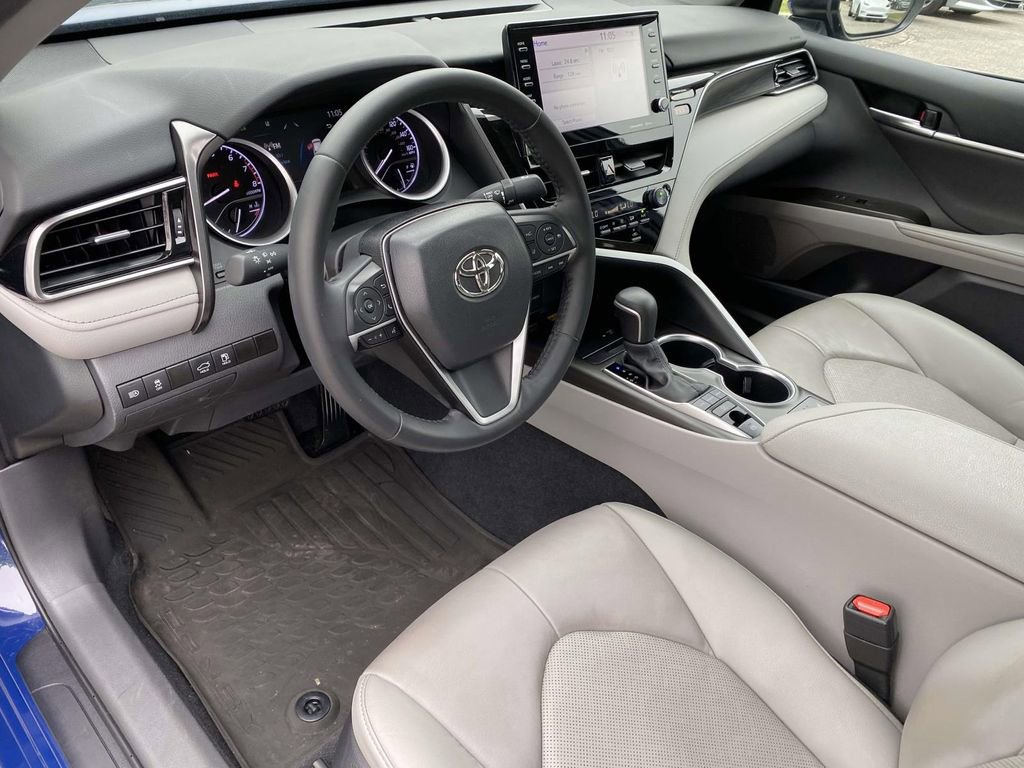 Used 2024 Toyota Camry XLE FWD image 19