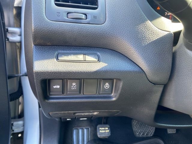 Used 2016 Nissan Altima 2.5 SL w/ 2.5 Technology Package image 17