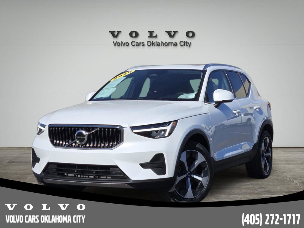 Certified 2025 Volvo XC40 B5 Core w/ Protection Package Premier