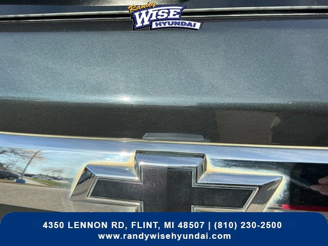 Used 2019 Chevrolet Traverse LT FWD image 12
