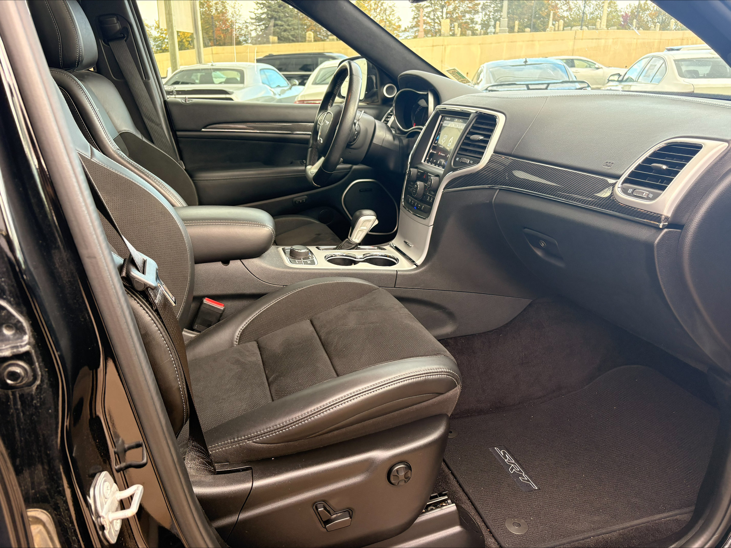 Used 2018 Jeep Grand Cherokee SRT AWD/4WD image 6