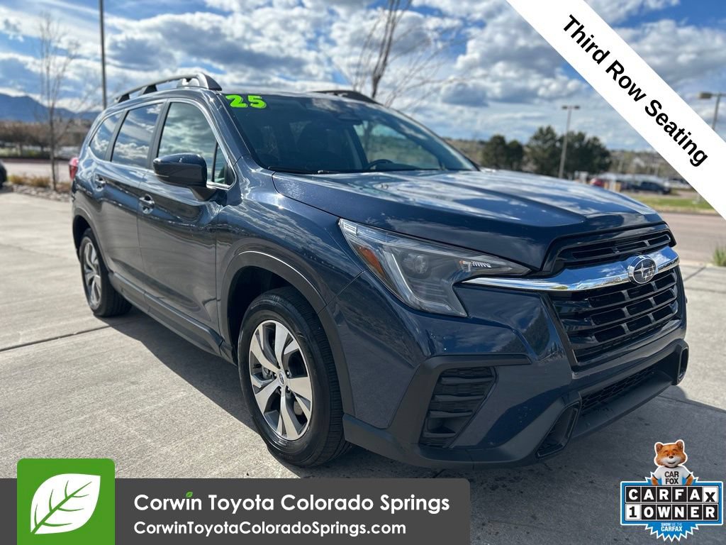 Used 2025 Subaru Ascent Premium AWD/4WD image 1