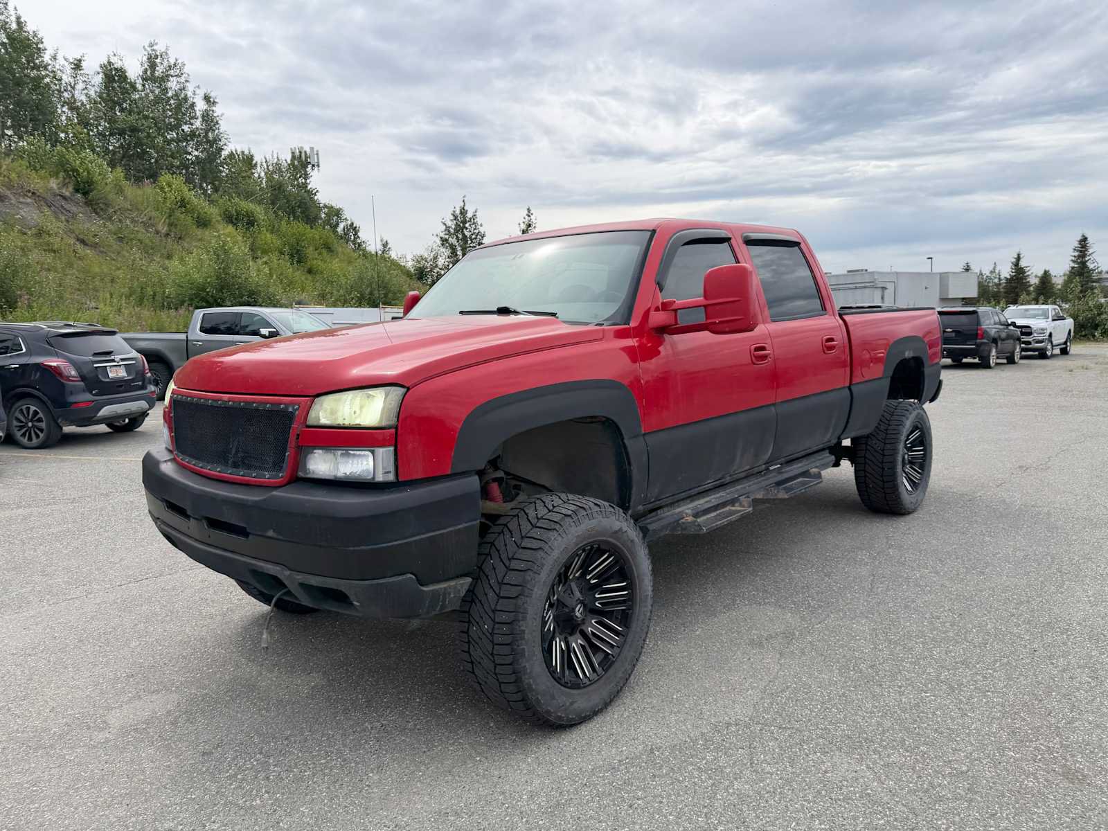 Used 2005 Chevrolet Silverado 2500 LS w/ Snow Plow Prep Package AWD/4WD image 3