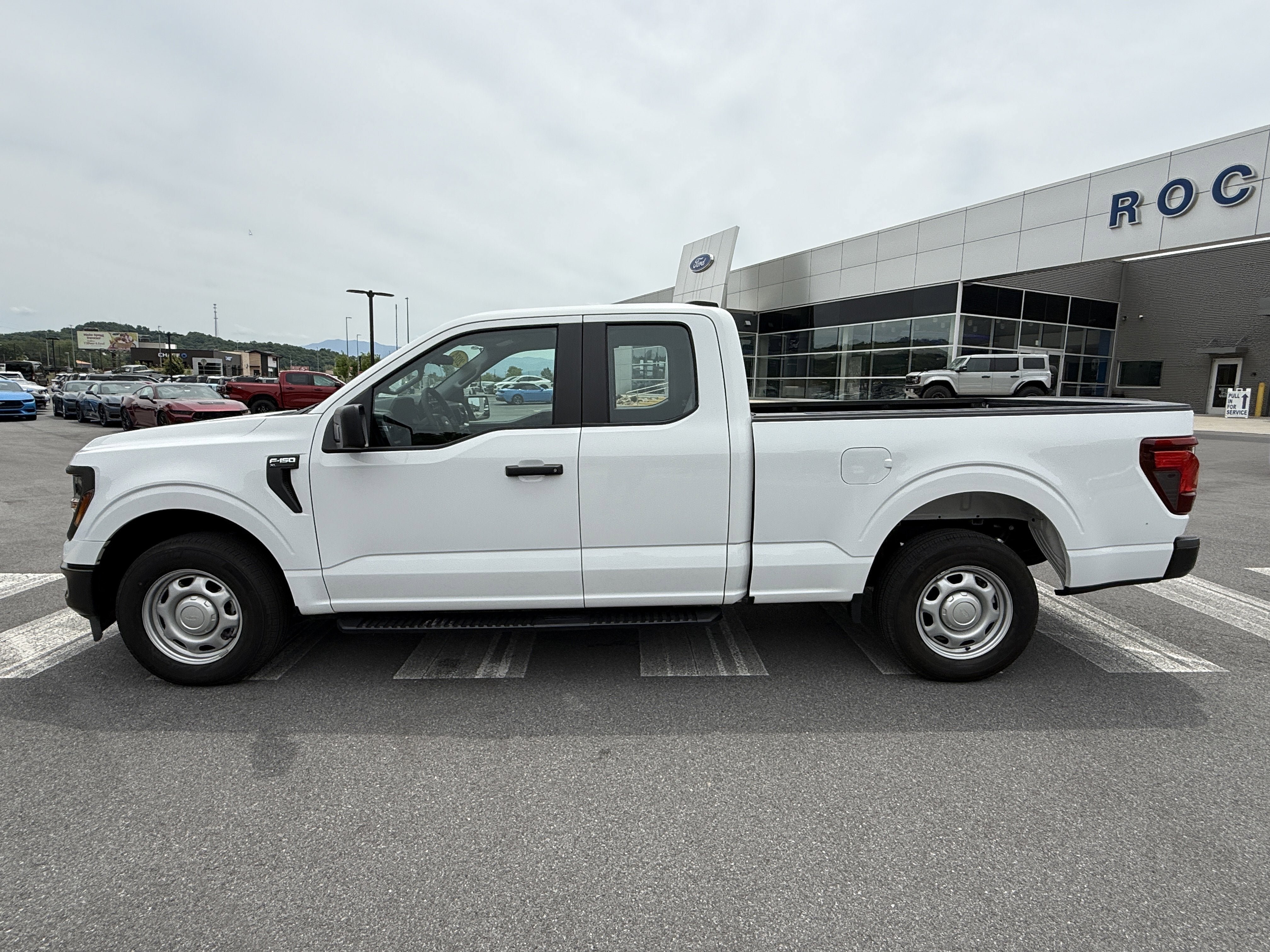 Used 2024 Ford F150 XL RWD image 8