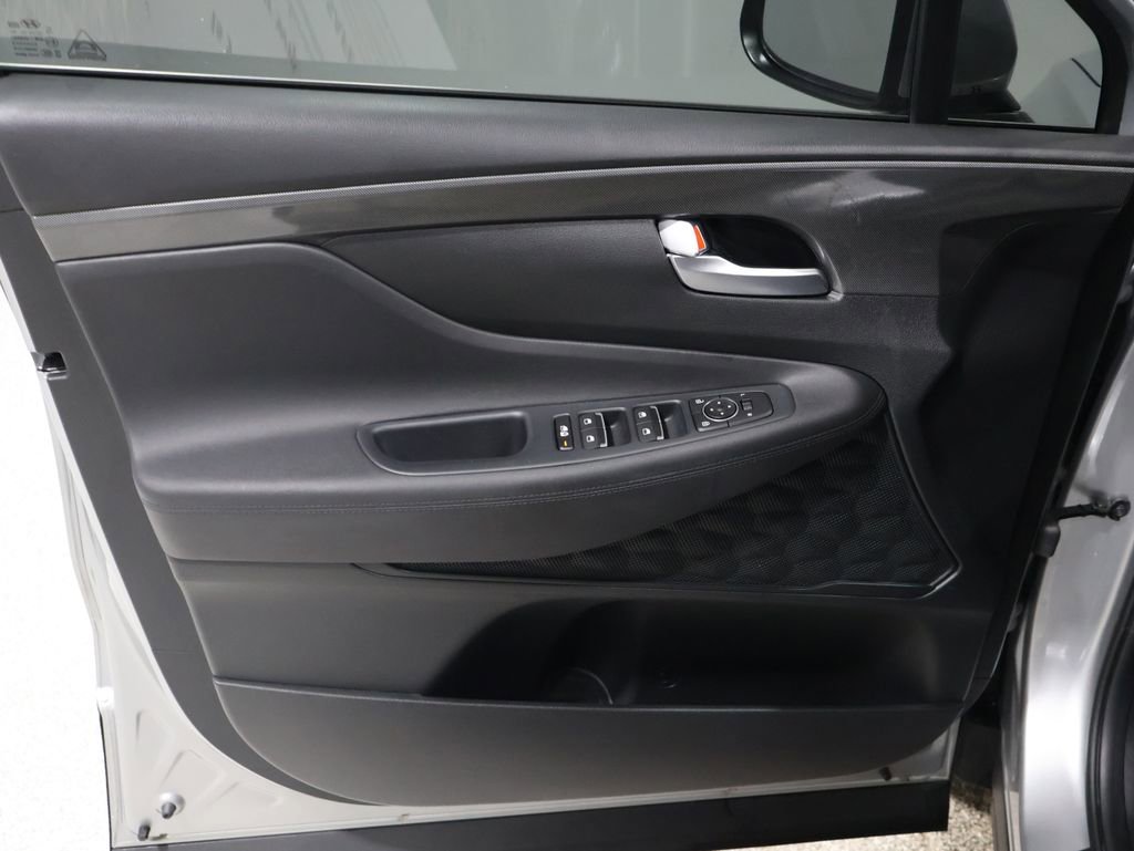 Used 2023 Hyundai Santa Fe SE image 12