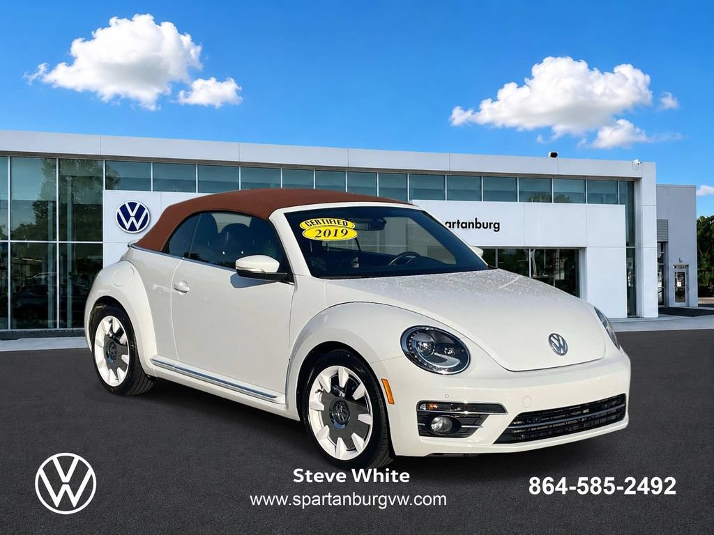 Used 2019 Volkswagen Beetle 2.0T Final Edition SEL FWD image 1