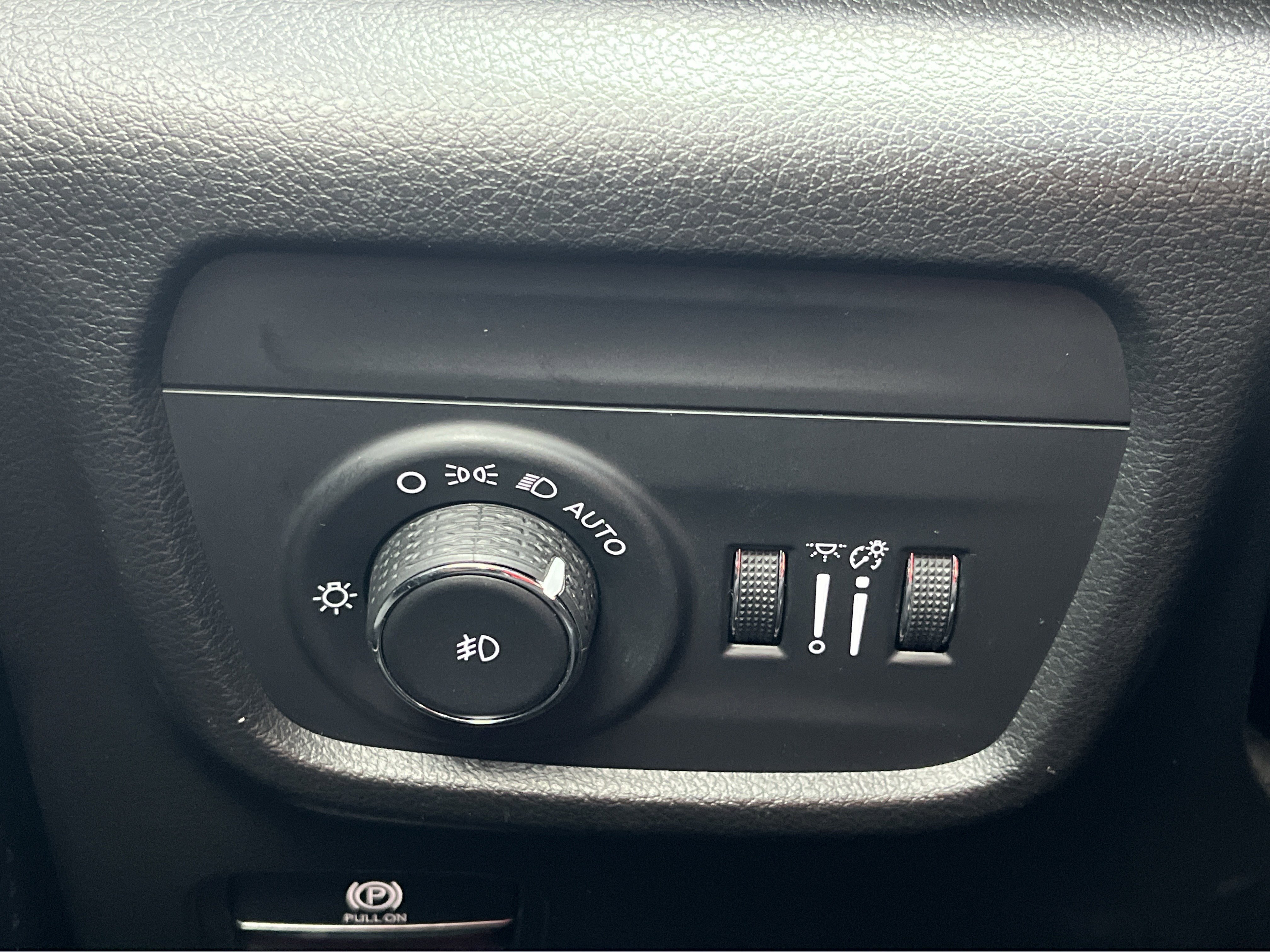 Used 2023 Jeep Grand Cherokee Summit w/ Adv Protech Group IV image 15