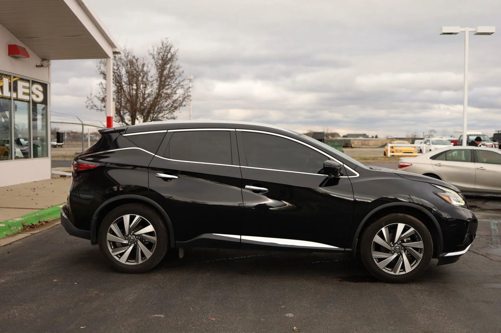 Used 2019 Nissan Murano SL w/ Cargo Package image 4