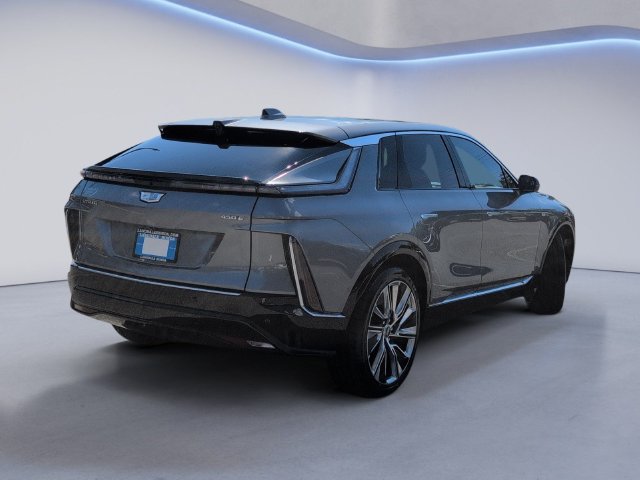 Used 2023 Cadillac Lyriq 2WD image 4