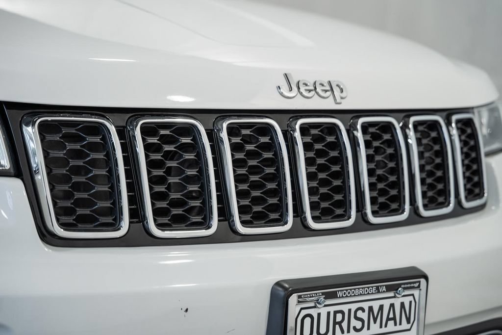 Used 2019 Jeep Grand Cherokee Limited AWD/4WD image 12
