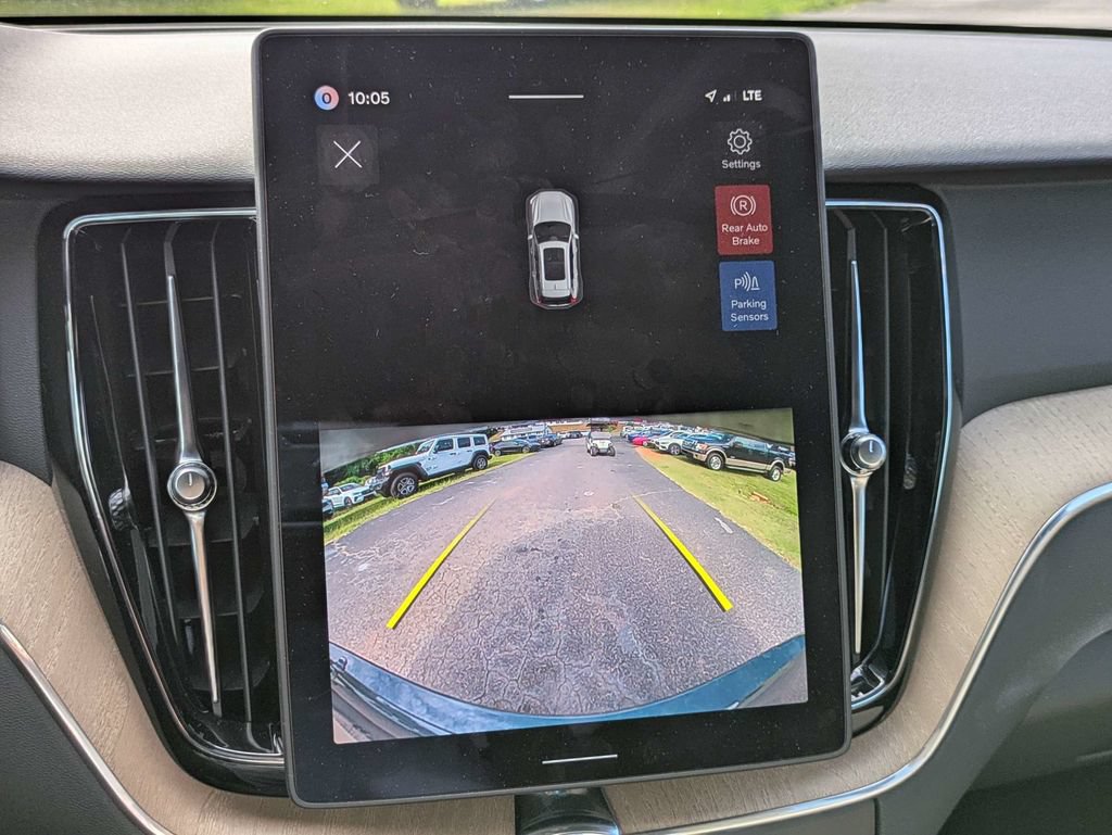 Certified 2026 Volvo XC60 B5 Core AWD/4WD image 22