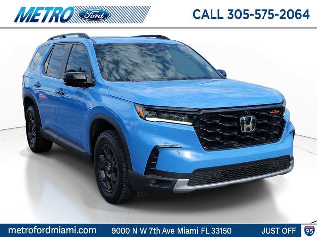 Used 2023 Honda Pilot TrailSport image 1