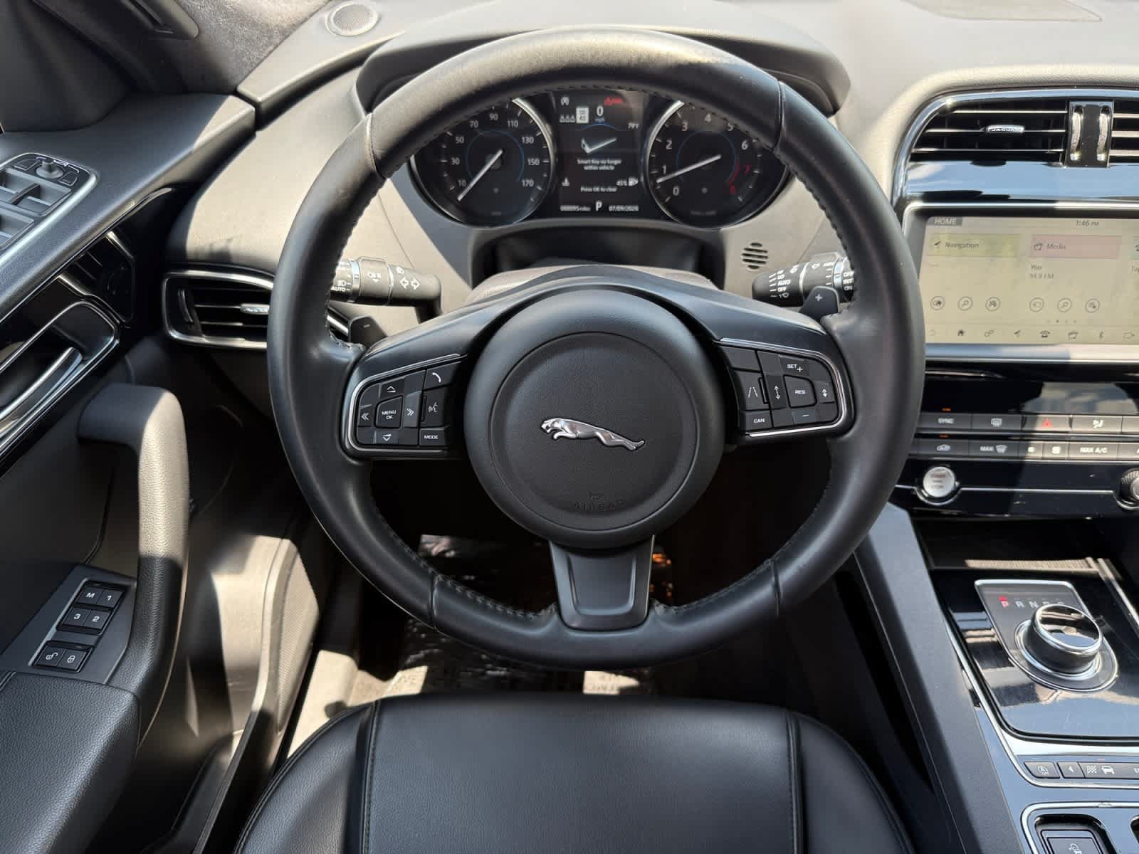 Used 2020 Jaguar F-PACE Premium AWD/4WD image 14