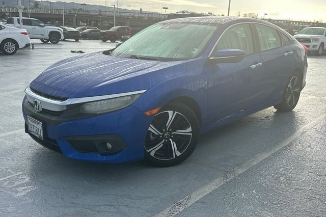 Used 2016 Honda Civic Touring image 2