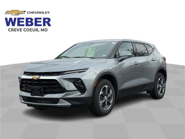 Used 2025 Chevrolet Blazer LT image 1