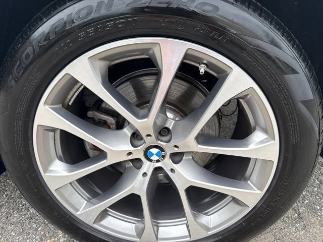 Used 2024 BMW X5 xDrive40i AWD/4WD image 8