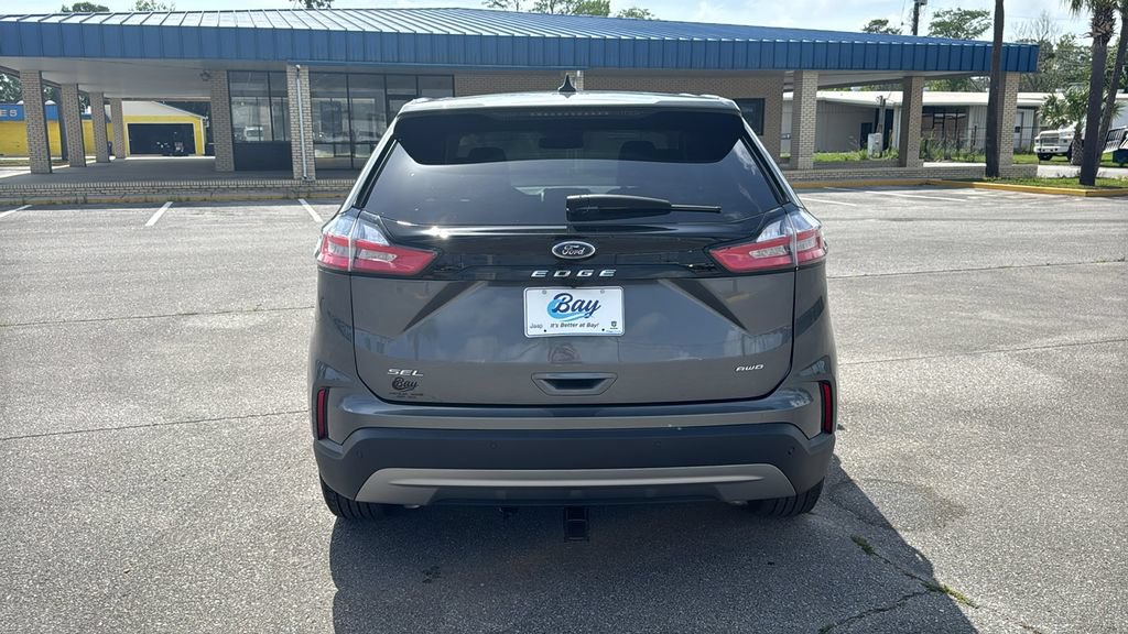 Used 2024 Ford Edge SEL AWD/4WD image 5