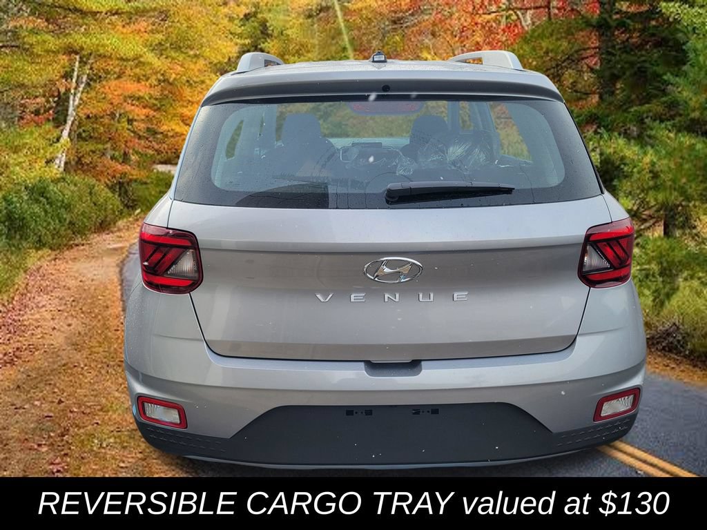 New 2026 Hyundai Venue SEL FWD image 4