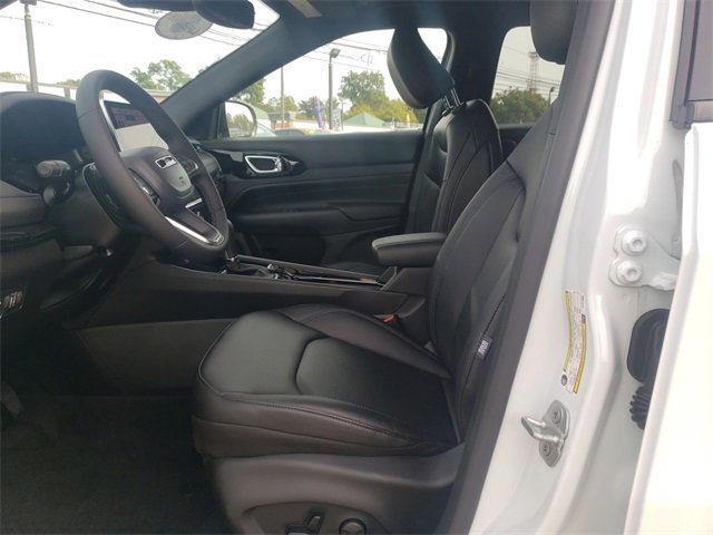 New 2026 Jeep Compass Limited w/ Sun, Sound & Navigation Group image 21