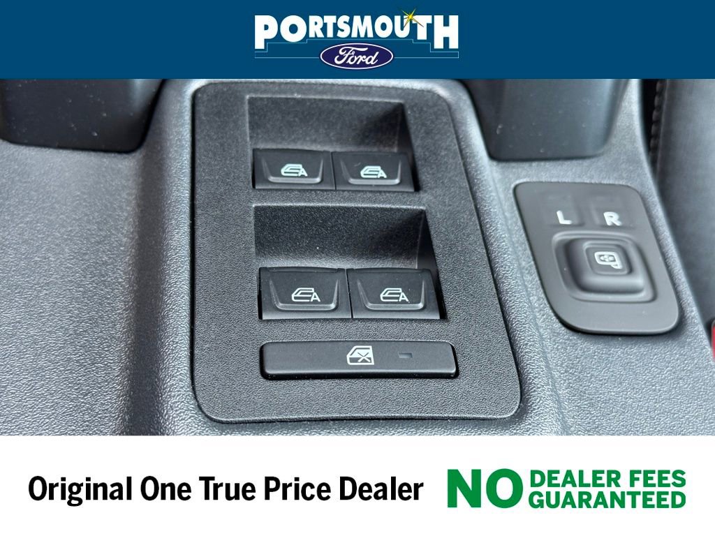 New 2025 Ford Bronco Badlands image 24