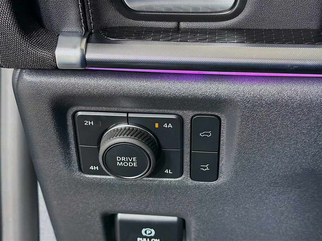 New 2025 Ford Expedition Max Platinum w/ Stealth Performance Package image 34