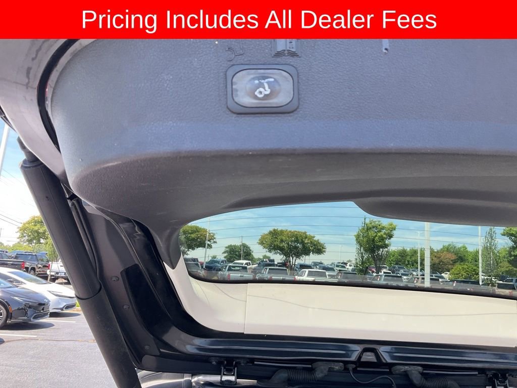 Used 2016 Ford Escape Titanium w/ Equipment Group 301A FWD image 17