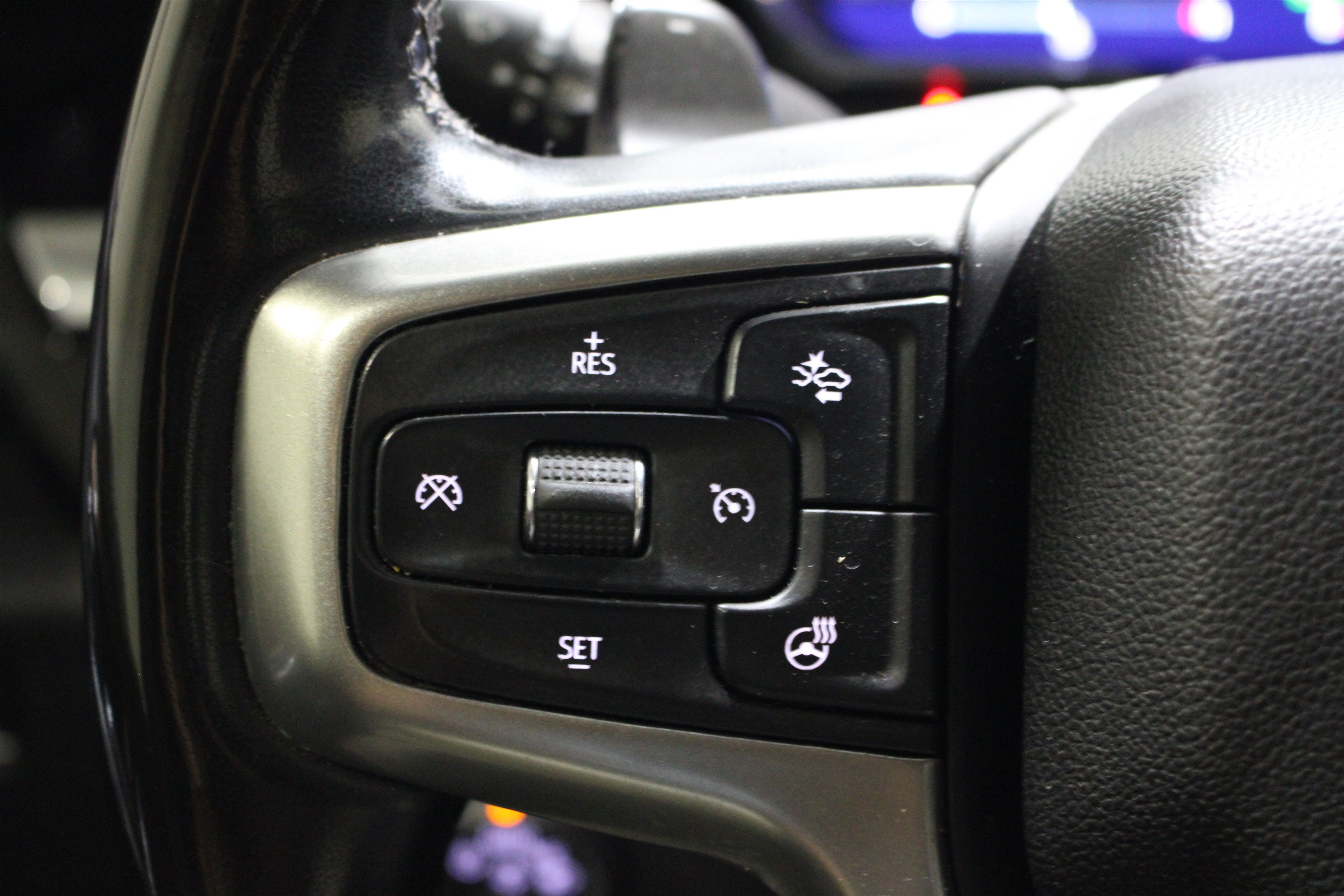 Used 2024 Chevrolet Silverado 1500 RST AWD/4WD image 12