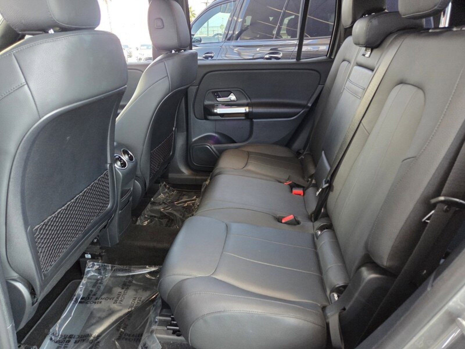 Certified 2023 Mercedes-Benz GLB 250 4MATIC image 12