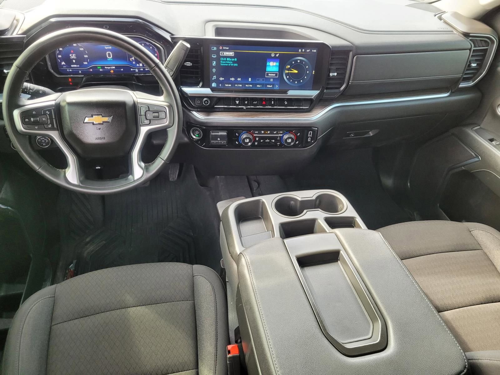 Used 2024 Chevrolet Silverado 2500 LT AWD/4WD image 16