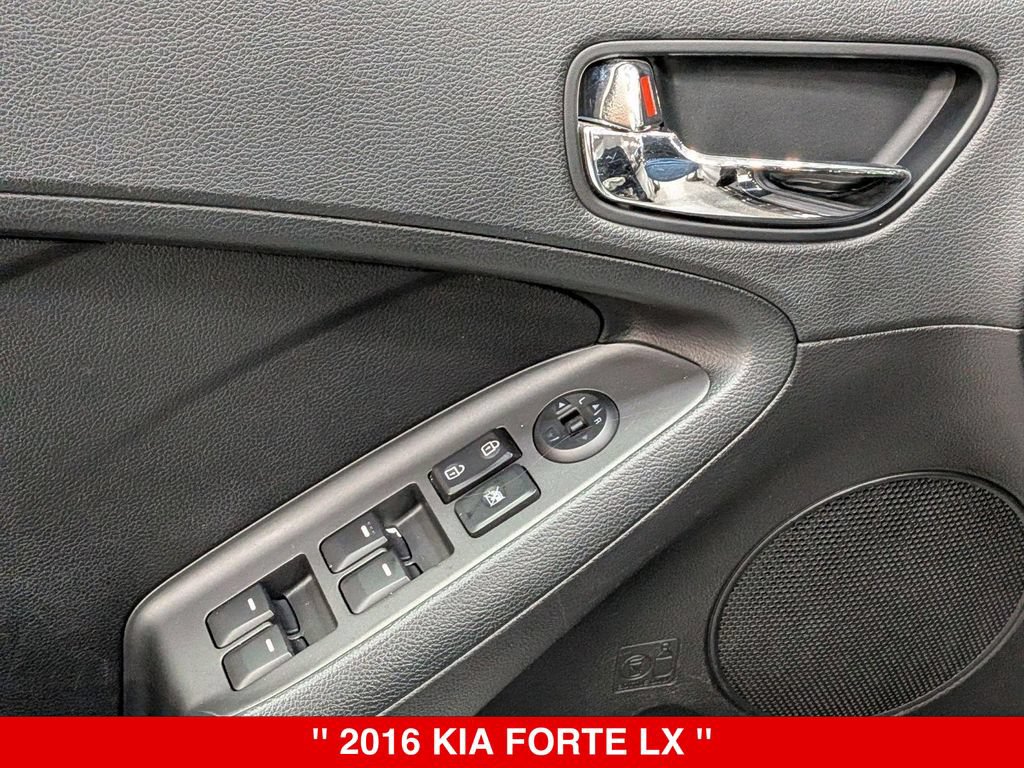 Used 2016 Kia Forte LX FWD image 14