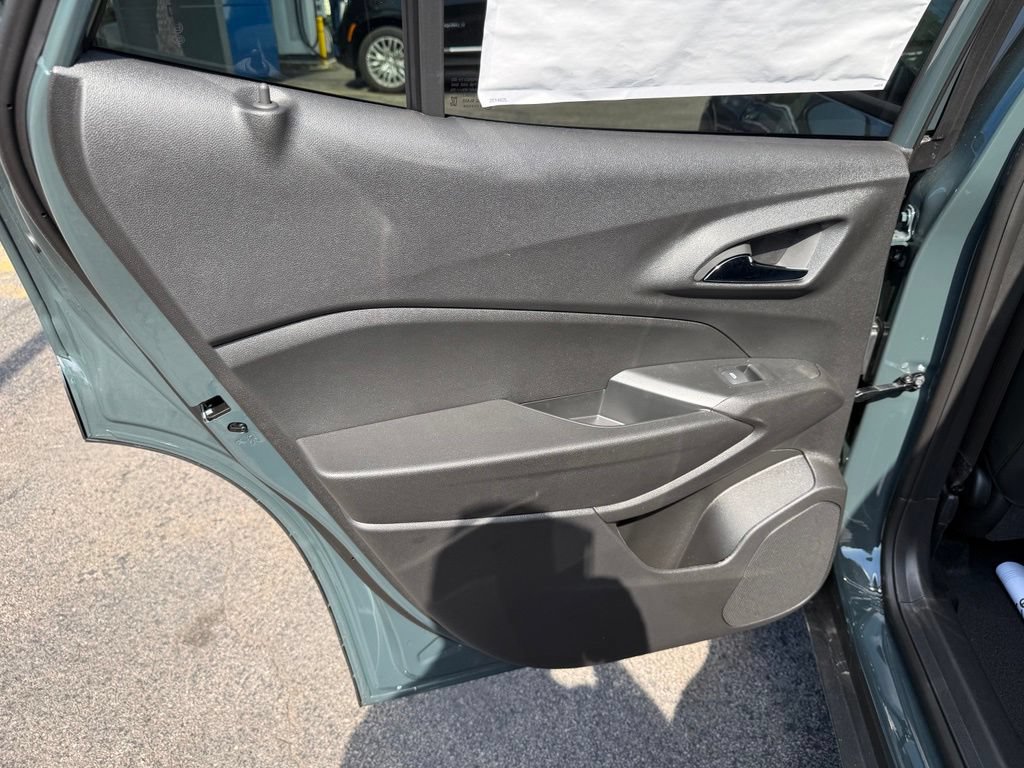 New 2026 Chevrolet Trax LT w/ LT Convenience Package FWD image 20