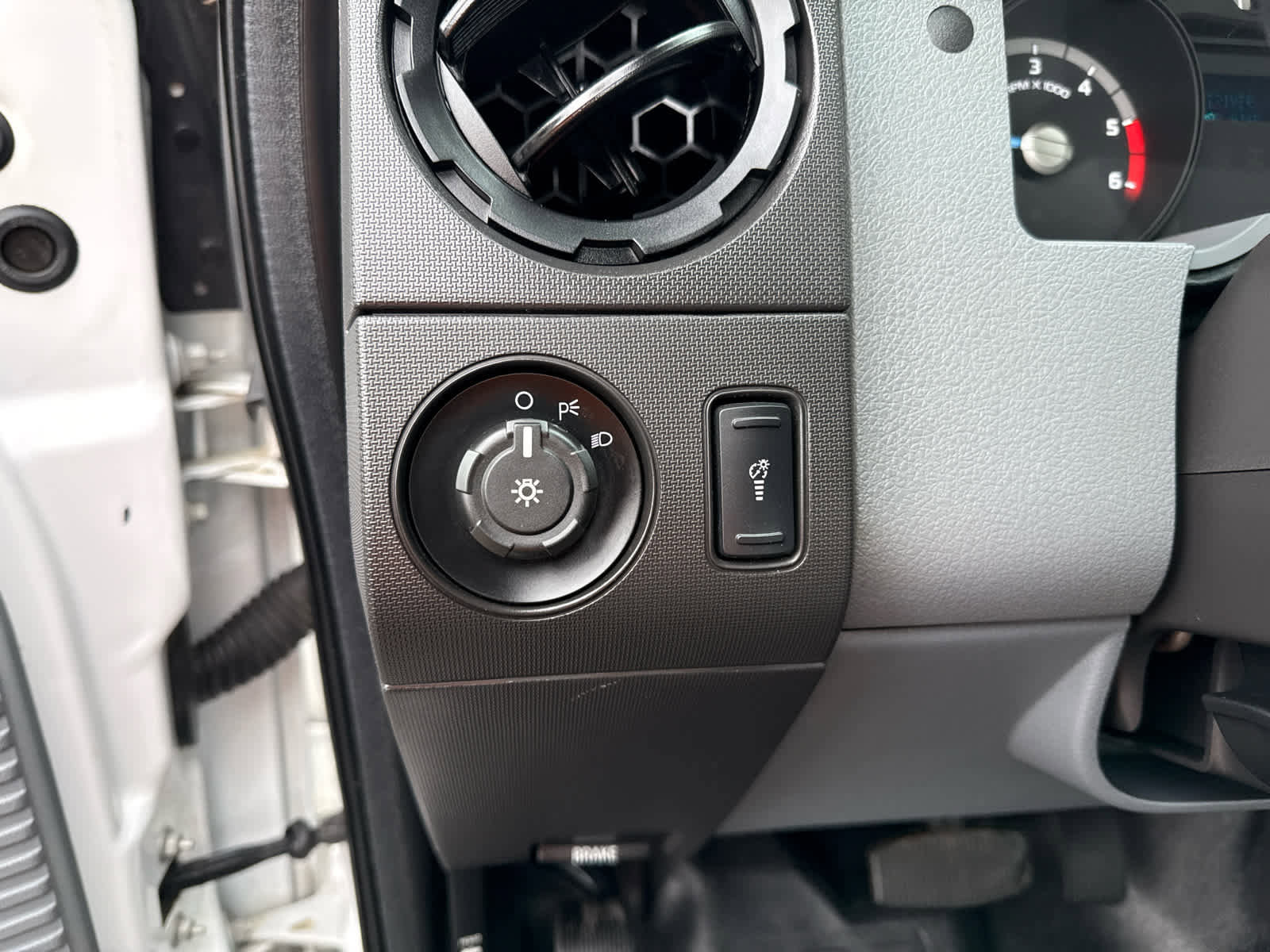 Used 2016 Ford F450 XL w/ Power Equipment Group image 16