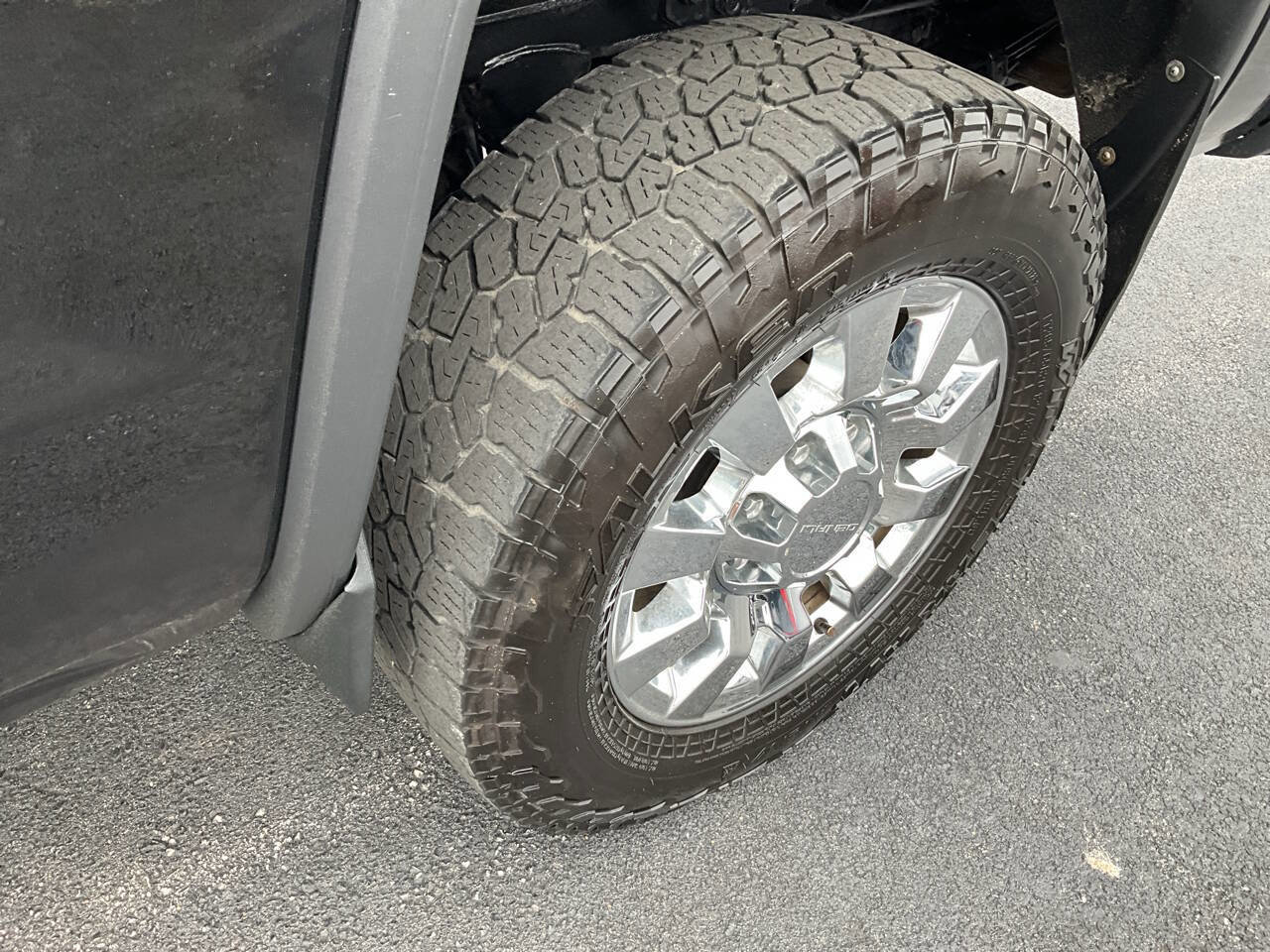 Used 2016 GMC Sierra 2500 Denali w/ Duramax Plus Package AWD/4WD image 40