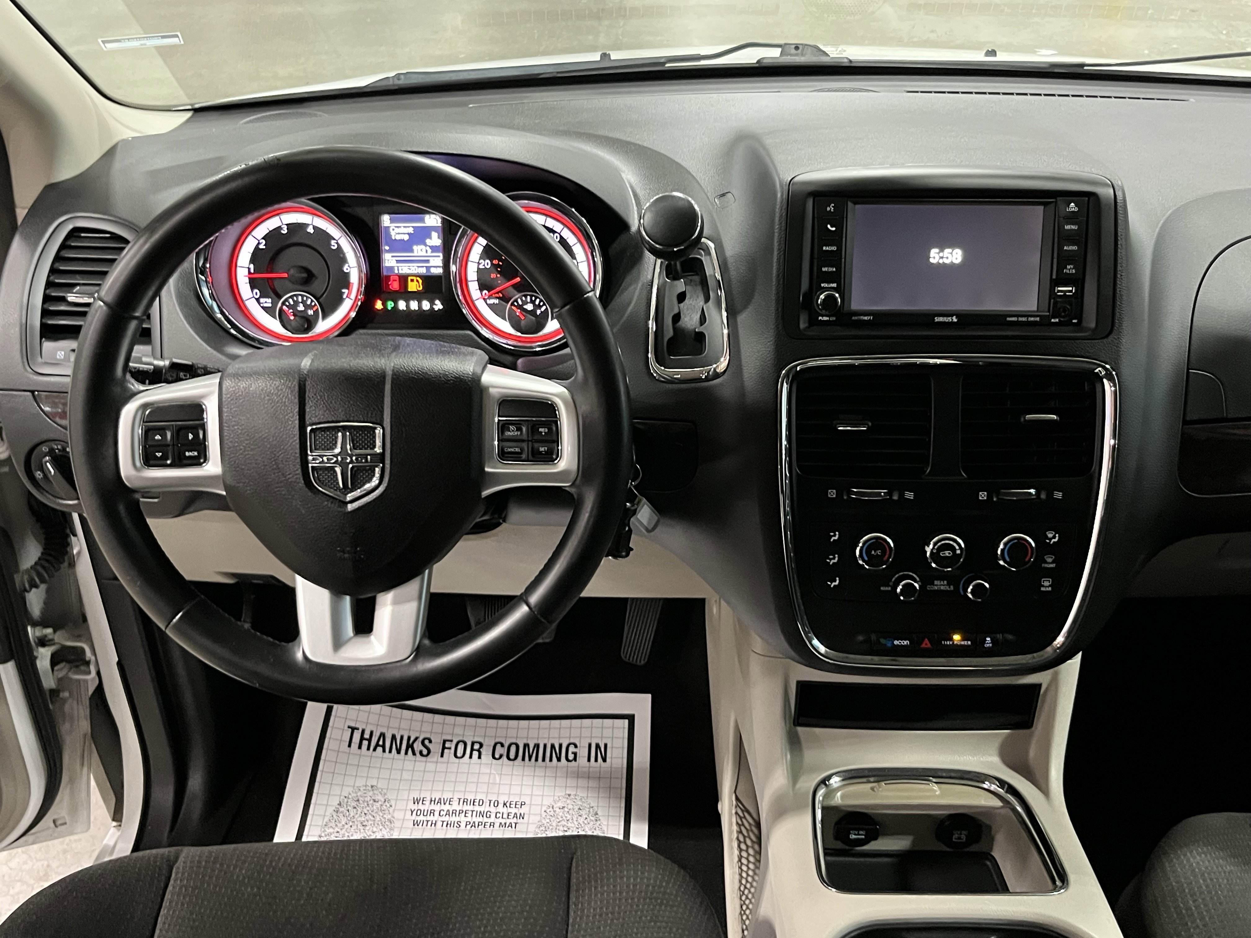 Used 2016 Dodge Grand Caravan SXT w/ Rear Park Assist Package image 11