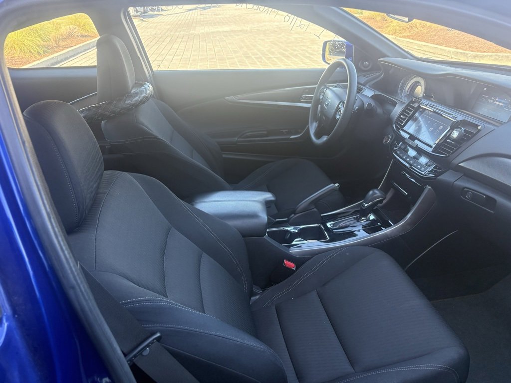 Used 2016 Honda Accord EX image 17