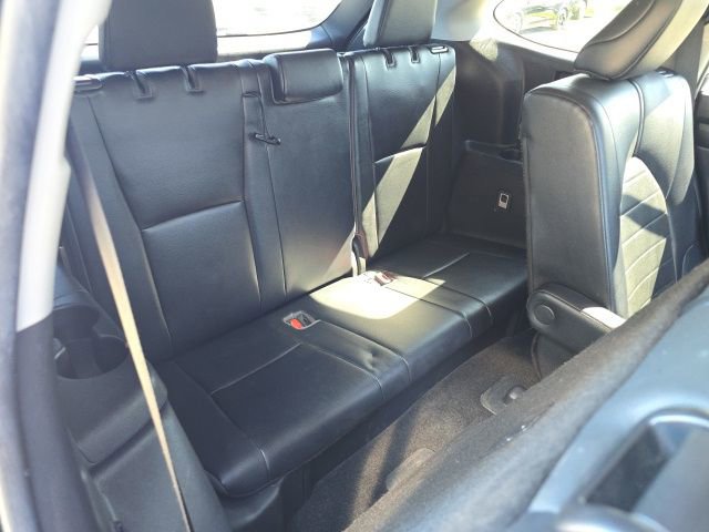 Used 2021 Toyota Highlander XLE FWD image 45