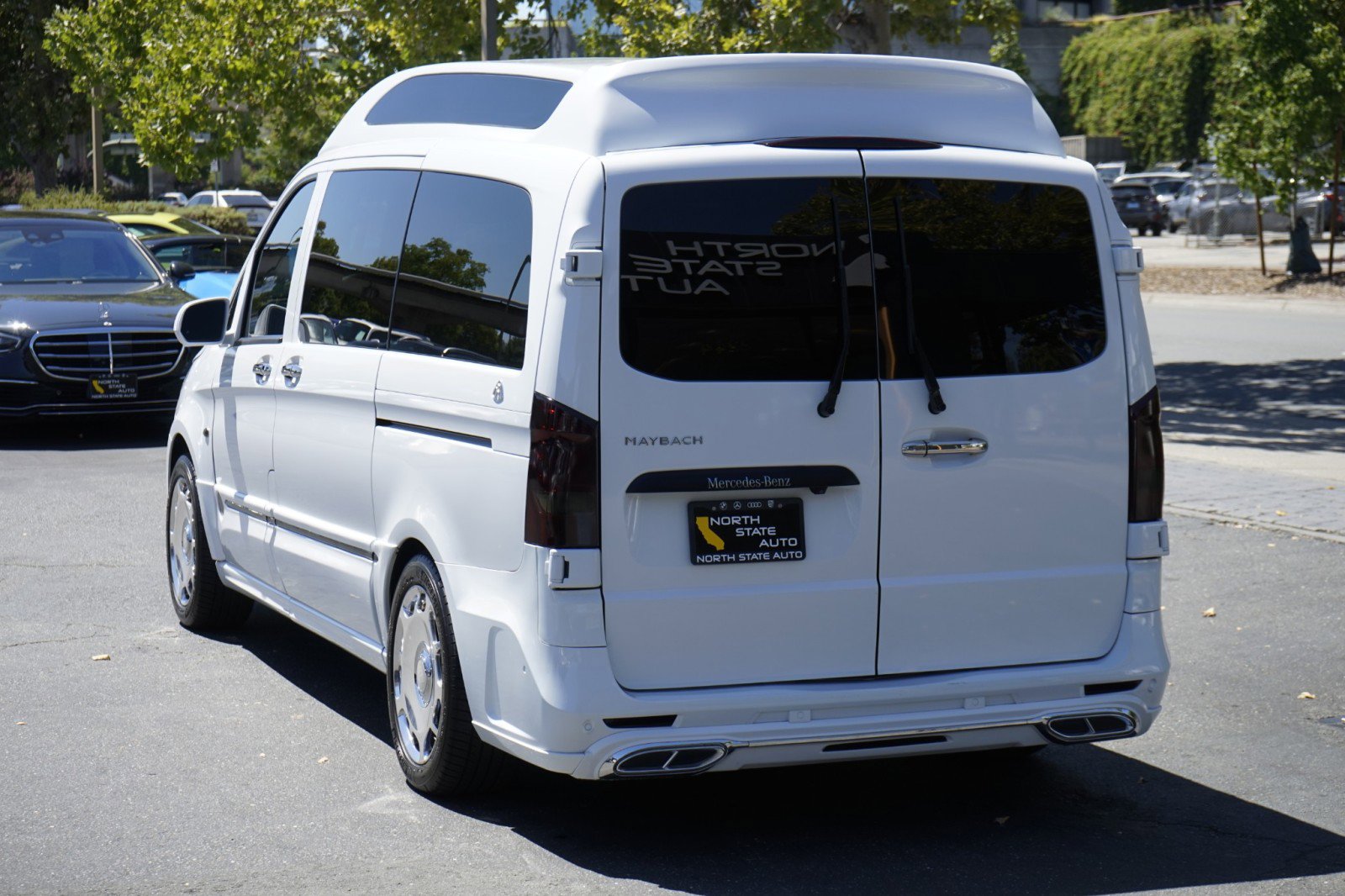 Used 2018 Mercedes-Benz Metris Passenger image 10