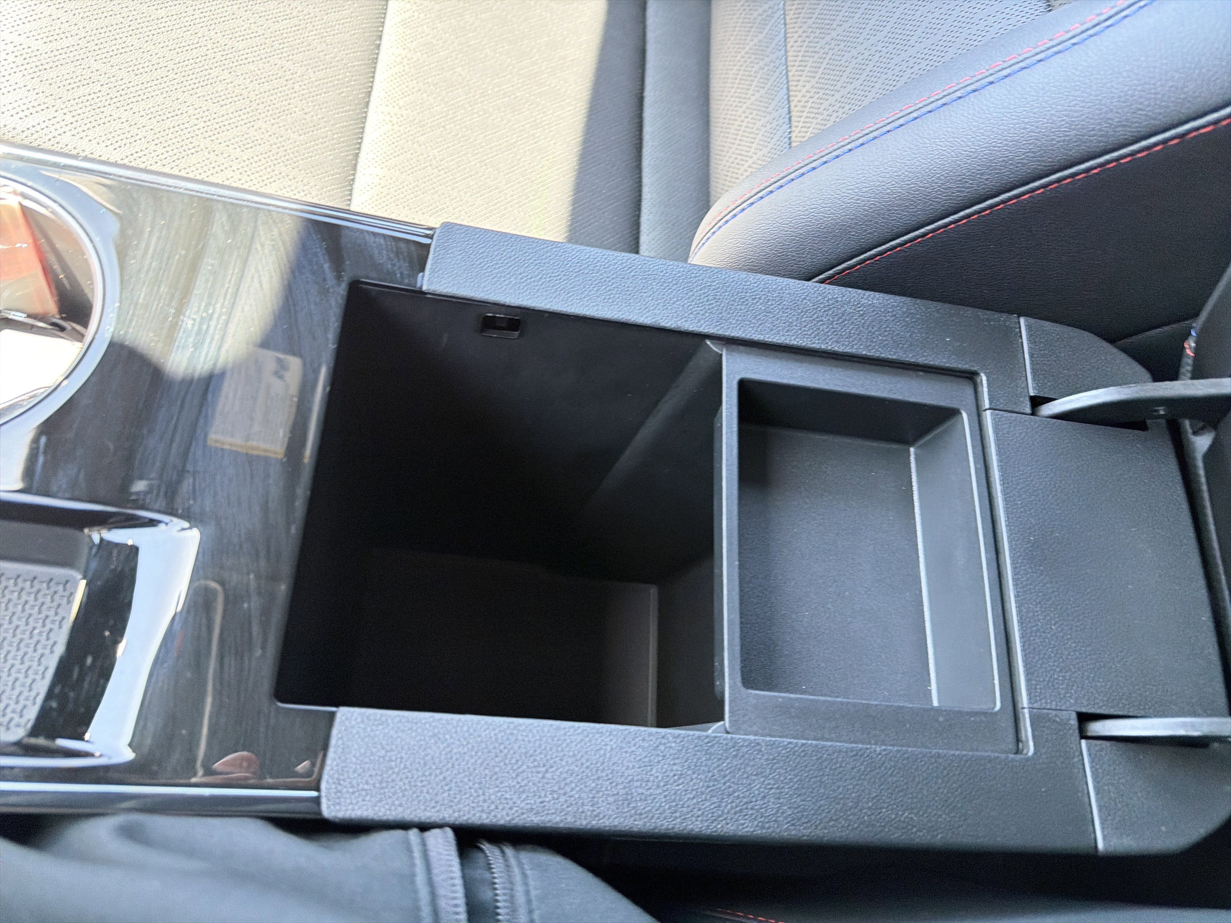 Used 2026 Chevrolet Equinox RS FWD image 47