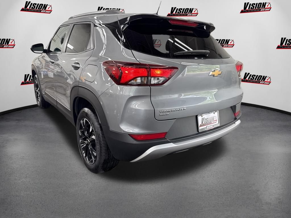 Used 2023 Chevrolet TrailBlazer LT w/ Convenience Package AWD/4WD image 7