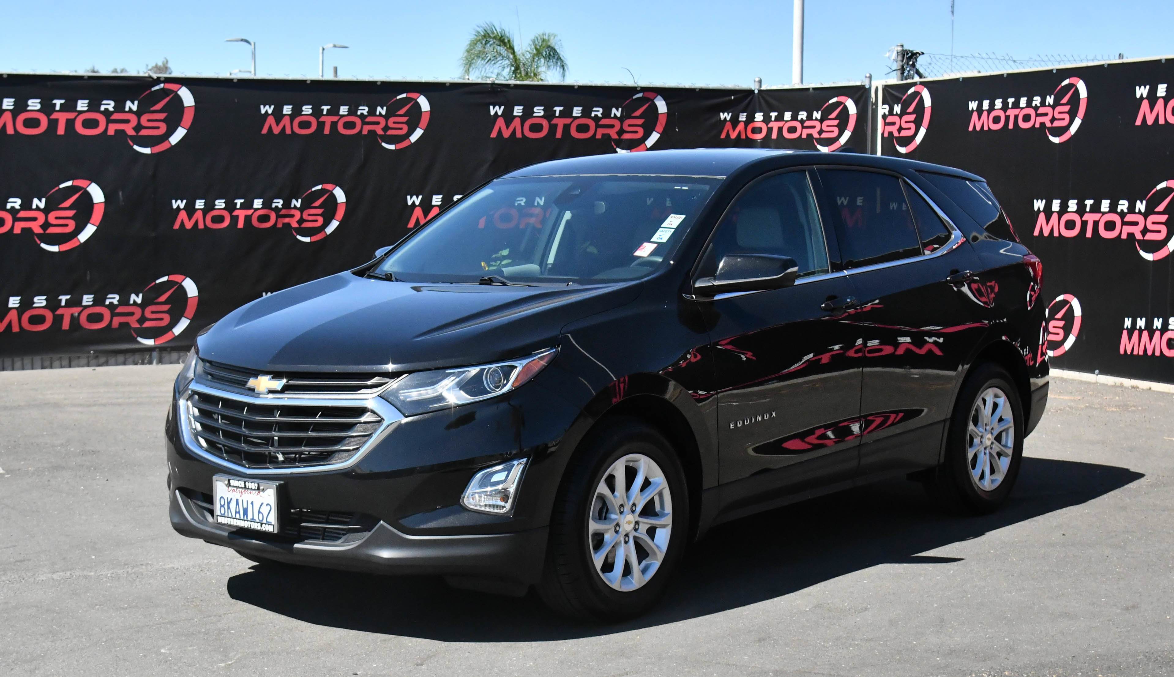 Used 2019 Chevrolet Equinox LT FWD image 3