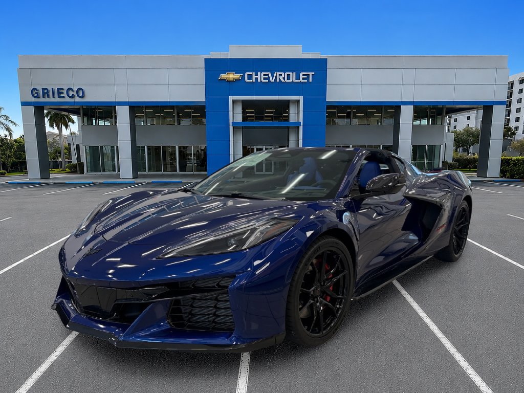 New 2027 Chevrolet Corvette Grand Sport w/ Z52 Sport Performance Package RWD image 3