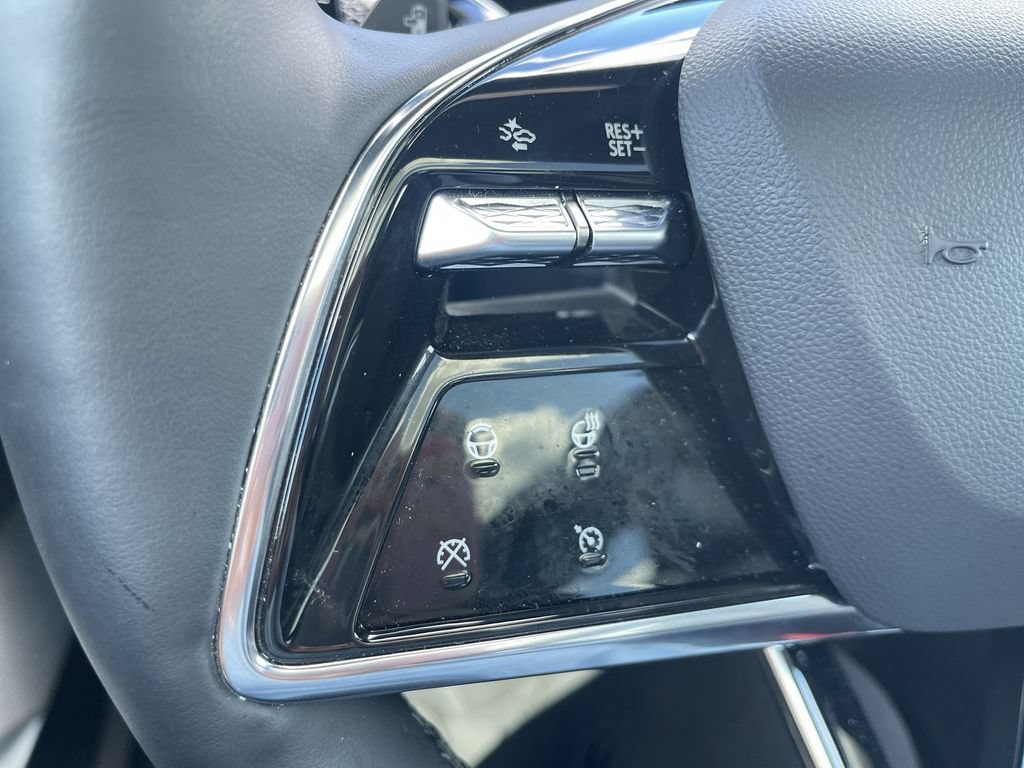 Certified 2025 Cadillac Optiq Sport 1 AWD/4WD image 21