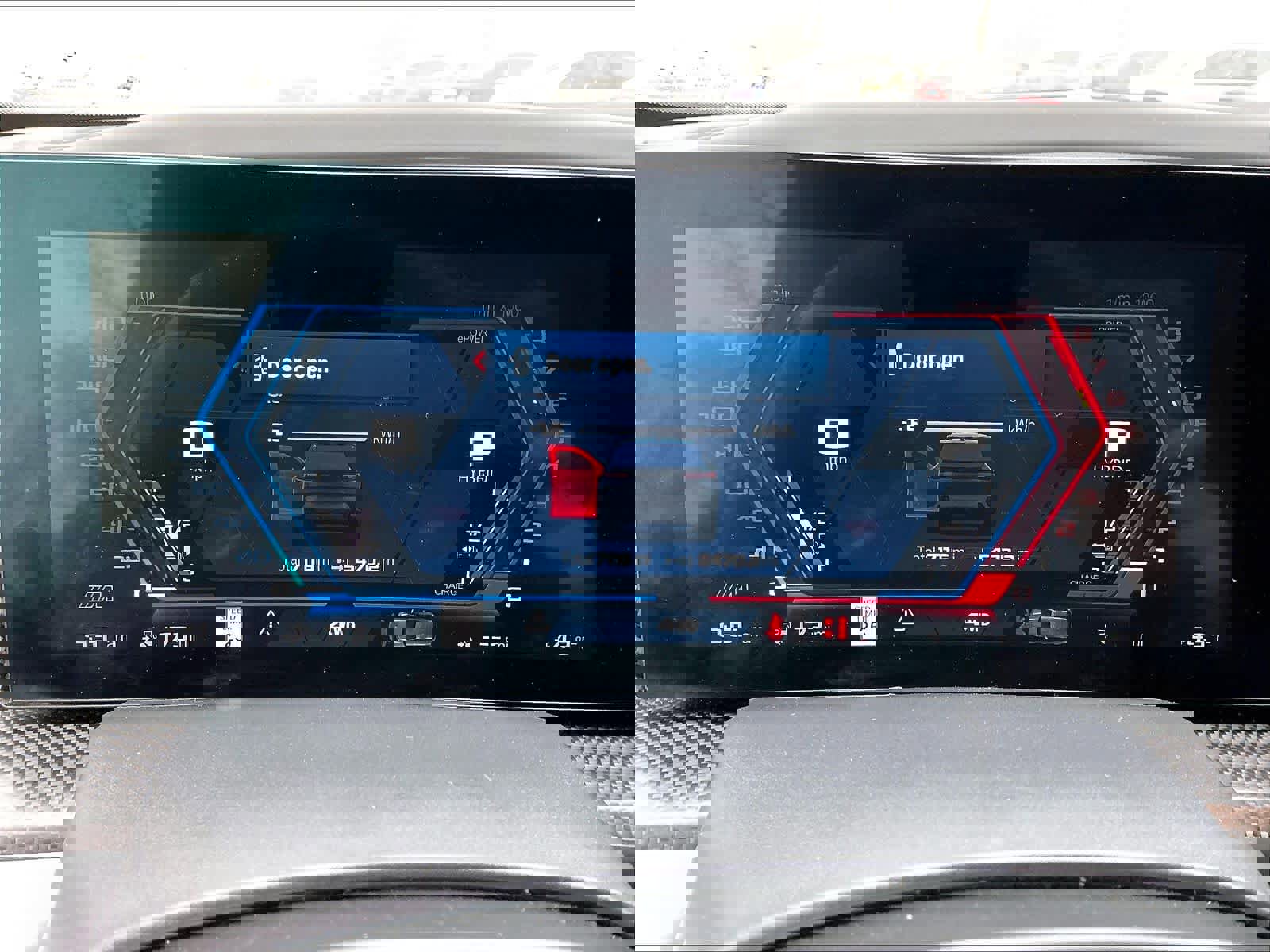 Used 2025 BMW XM image 21