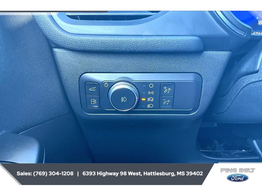 Used 2022 Ford Escape Titanium AWD/4WD image 23