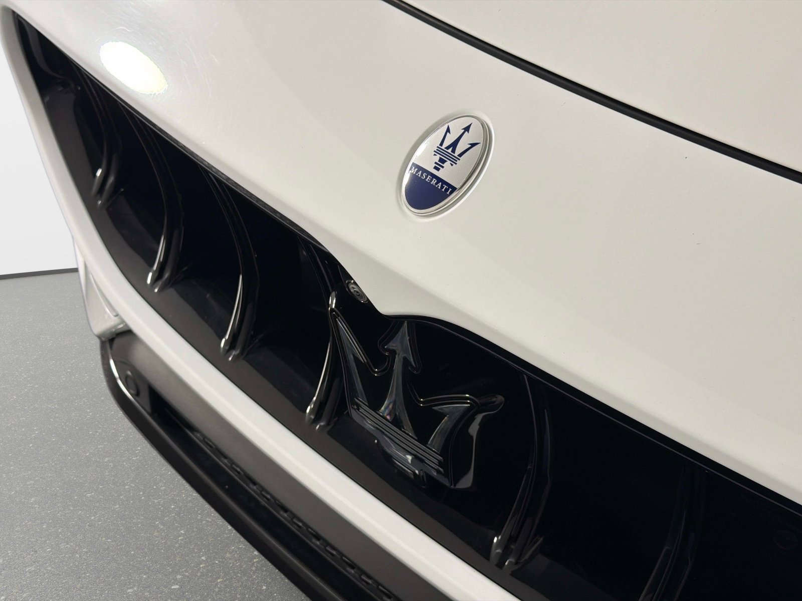 Used 2023 Maserati Grecale Modena AWD/4WD image 10