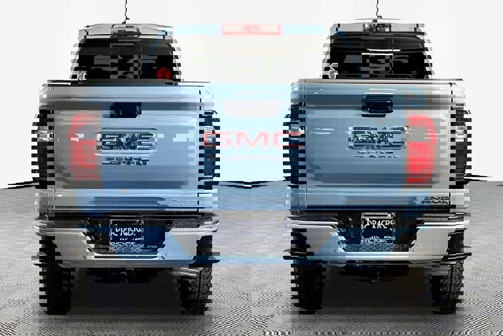 New 2026 GMC Canyon Denali image 5