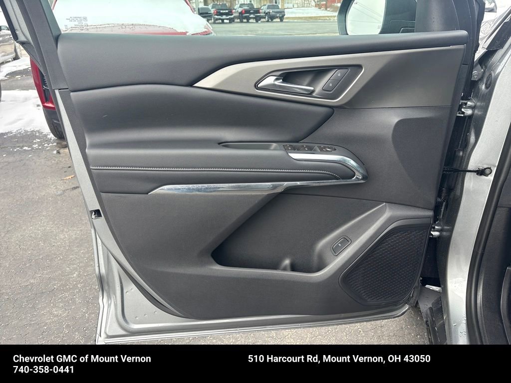 New 2026 Chevrolet Traverse LT w/ LPO, Floor Liner Package image 12