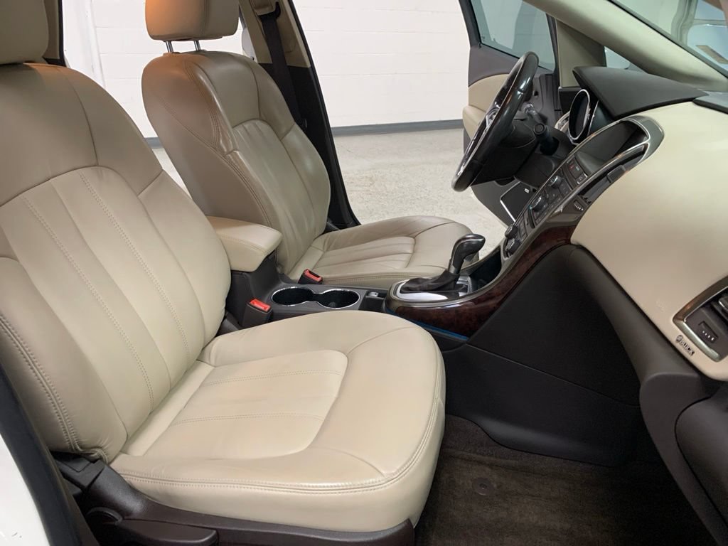 Used 2015 Buick Verano Leather FWD image 9