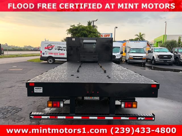 Used 2024 Isuzu NPR RWD image 18
